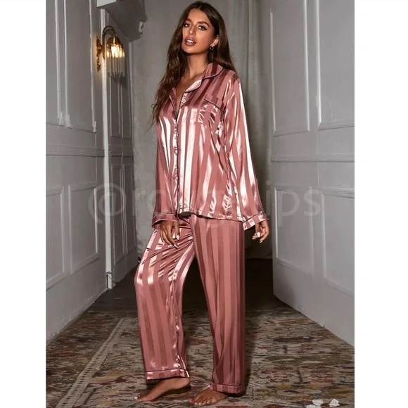 Satin Pink Stripes Women's Pajamas Set - Picture 4 of 12